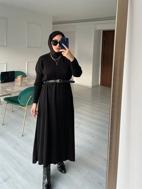 Minie Siyah Triko Elbise